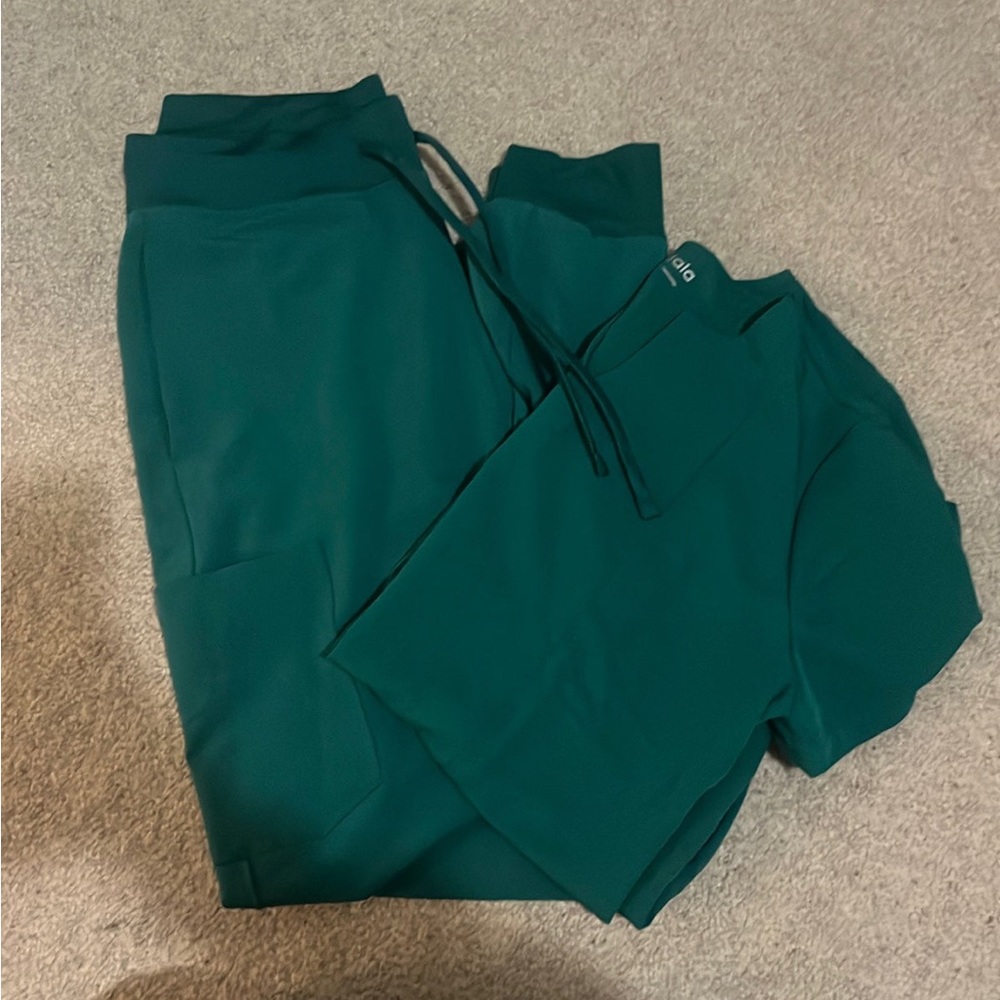 Mandala scrubs